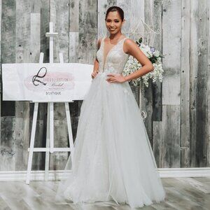 A-Line Wedding Dress | Size 8 | Beaded Lace & Glitter Tulle